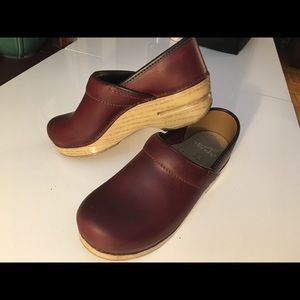 Dansko’s flagship class